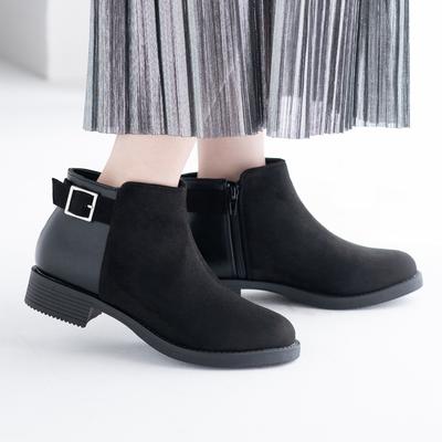 サイドベルトショートブーツ