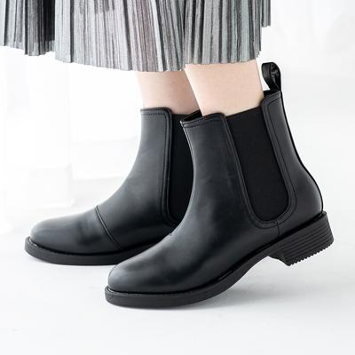 サイドゴアショートブーツ